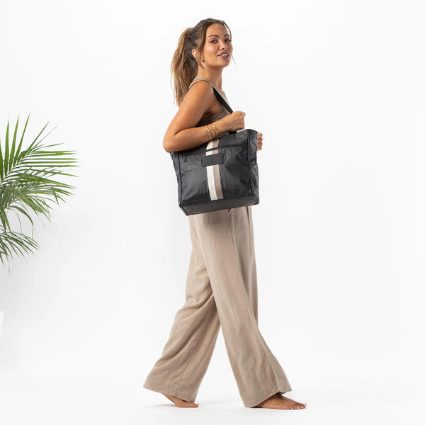 Aloha Le Voyageur Go-to Tote