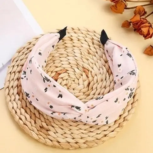 headband with daisy print