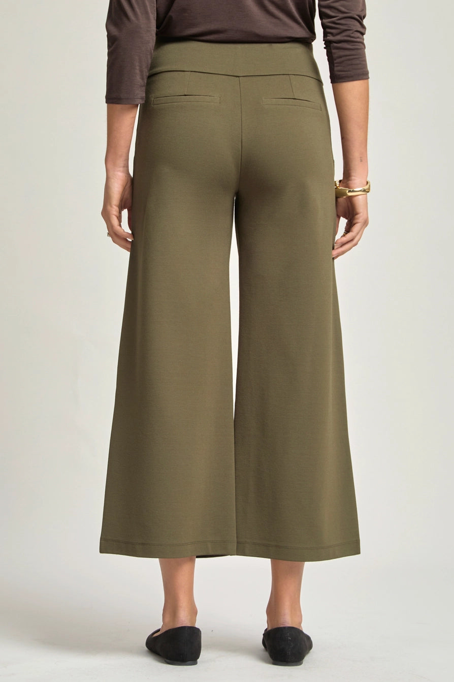 Magic Wide Cropped Pants