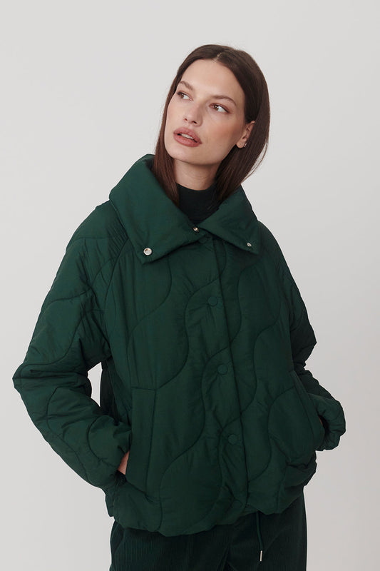 woman wearing coat
