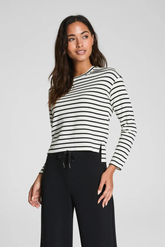 AirEssentials® Relaxed Long Sleeve Top