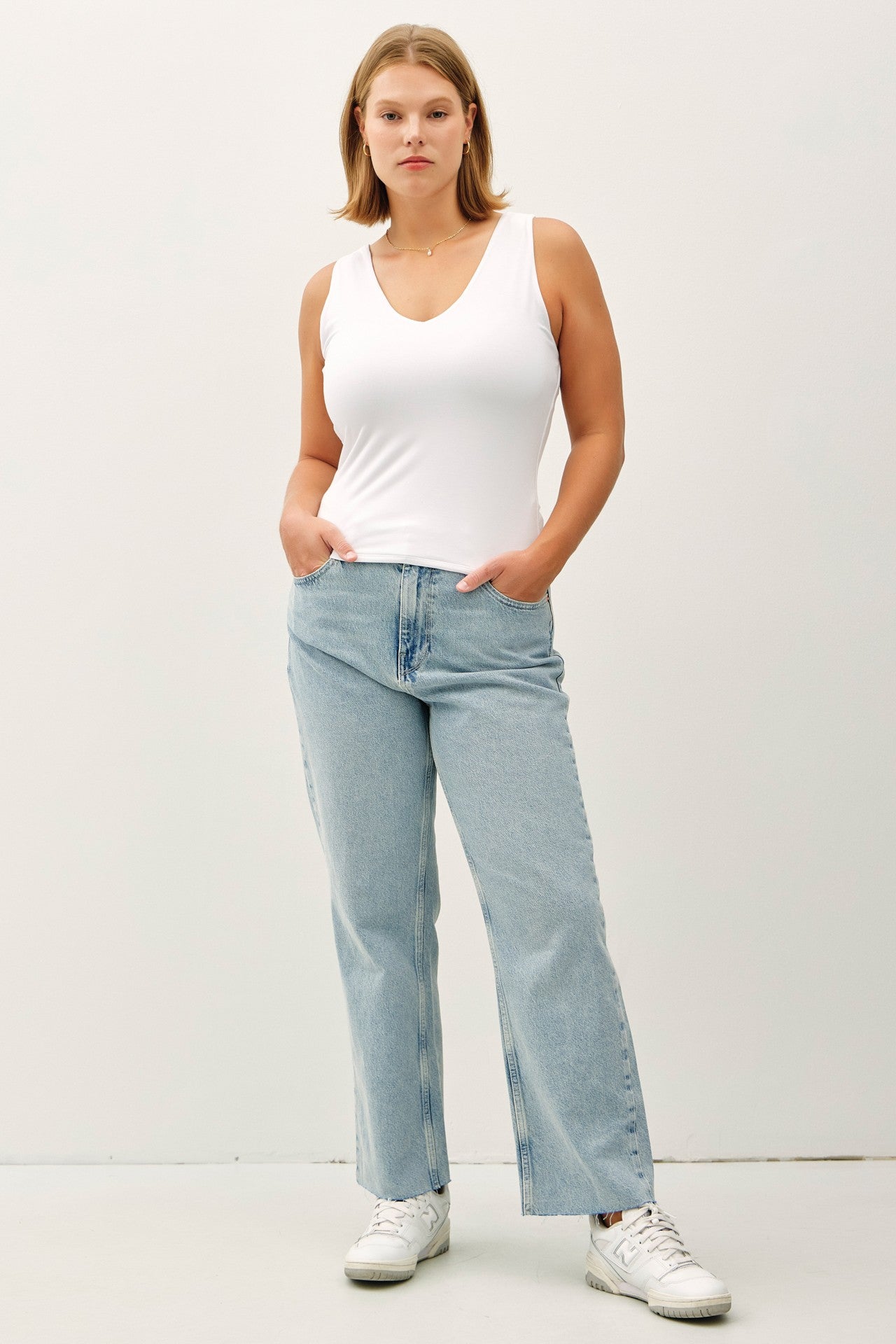 Basic V-neck Tank-Plus Size