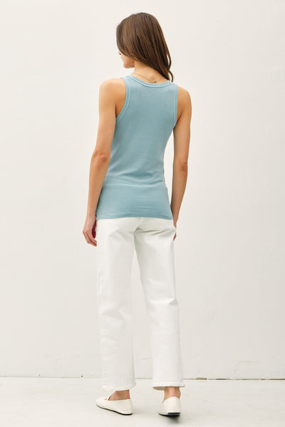 Everyday Scoop Tank