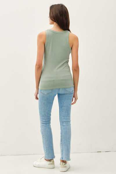 Everyday Scoop Tank