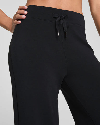AirEssentials® Wide Leg Pant