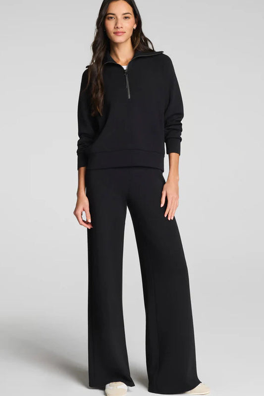 AirEssentials® Wide Leg Pant