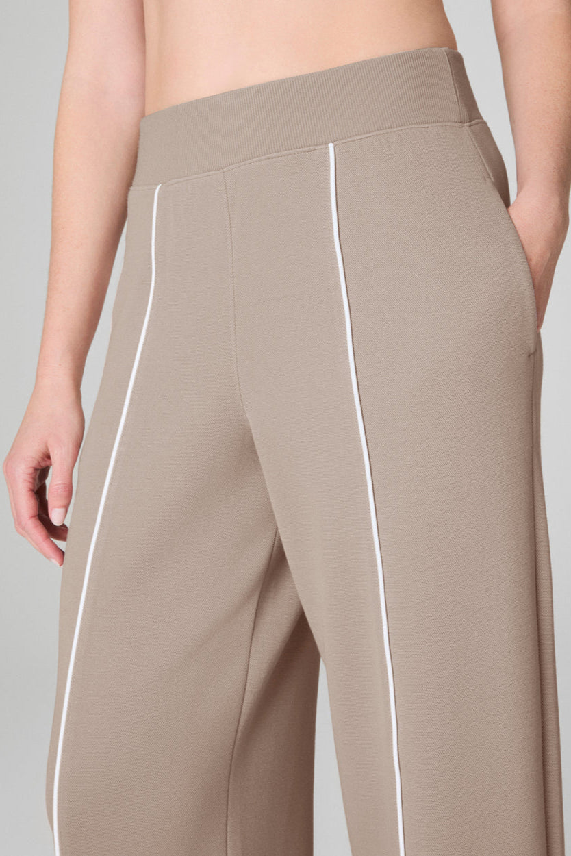 AirEssentials Pique Straight Leg Pant