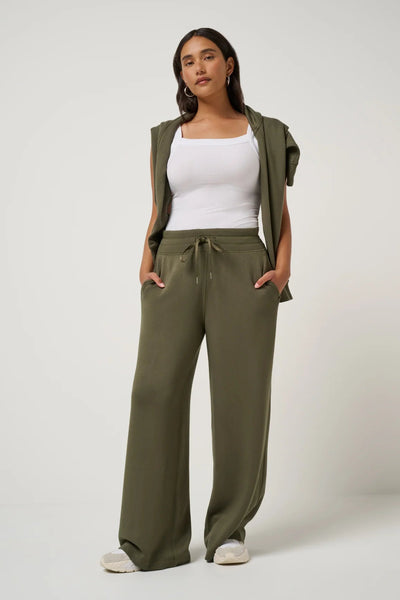 Skyloft Soft Wide Leg Pant