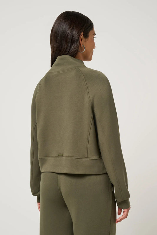Skyloft Funnel Neck