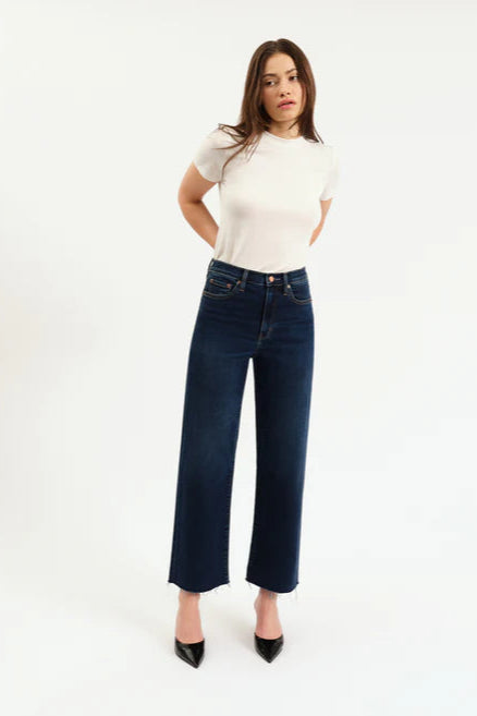 Pleaser in Magic Hour