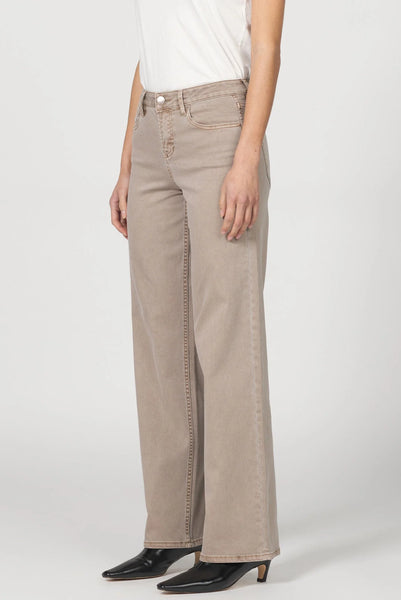 Taylor Straight Leg Jean