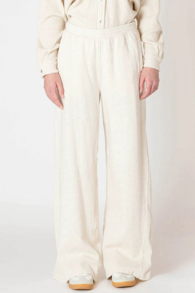 Wide Leg Jogger