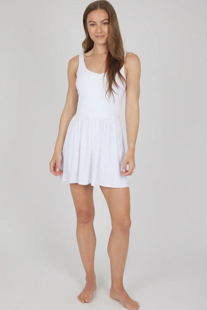 woman wearing white dress