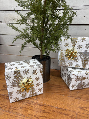 Free Holiday Gift Wrapping