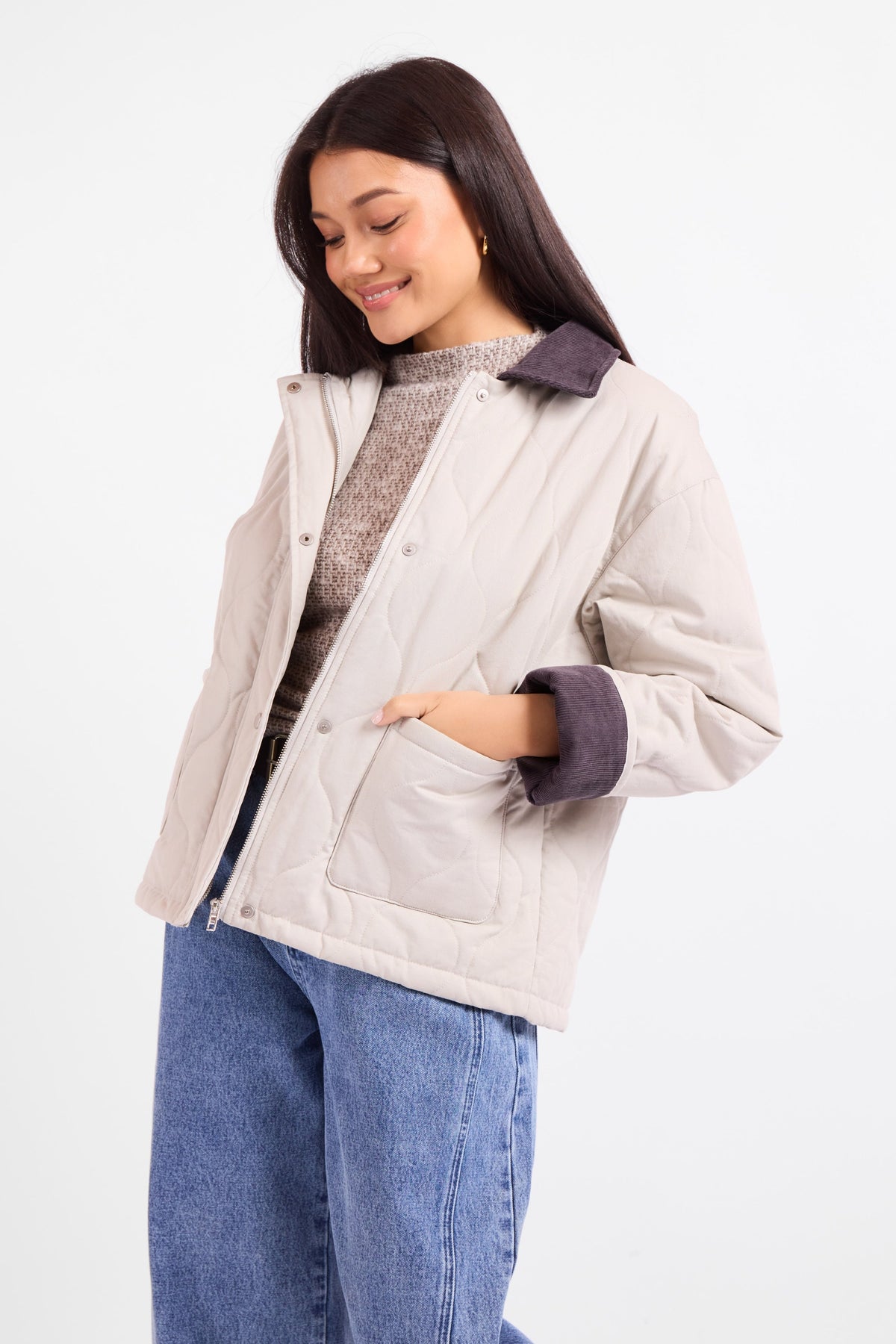 woman wearing jacket