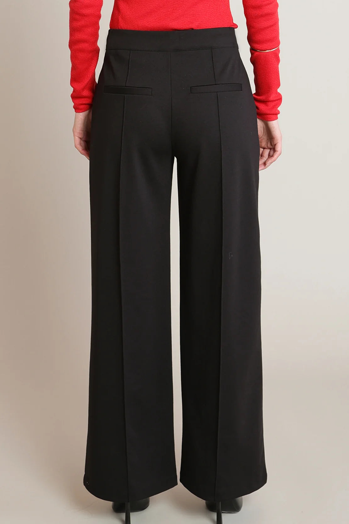 back view of black pants